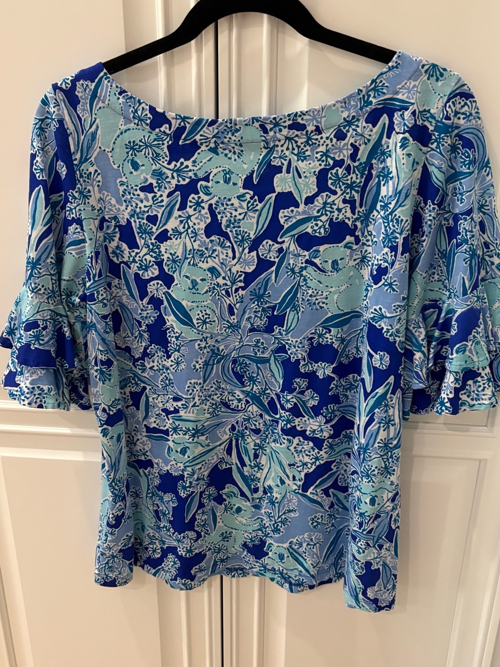 Lily Pulitzer Blue Floral Scoop Neck Ruffle Sleeve Women's Top - Picture 2 of 5